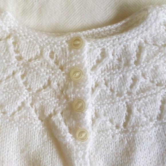 handmade white knit cardigan sweater 3-6 months baby girl - Picture 3 of 7